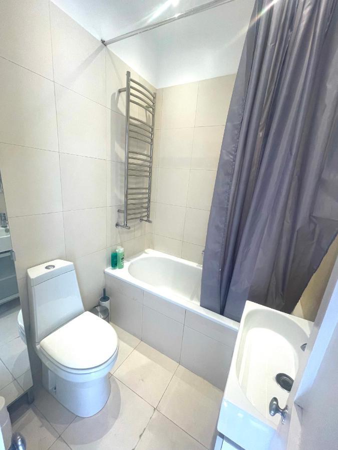 Sunny 2 Bedroom, 2 Bathroom With Roof Terrace Apartamento Londres